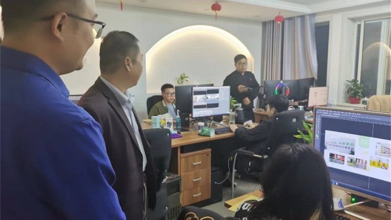 大学生创业新选择：传媒公司加盟，加盟费多少合适？**